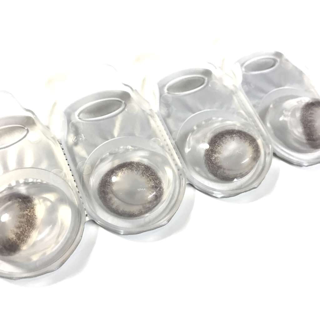 エバーカラーワンデーナチュラル モイストレーベルUV/エバーカラー/ワンデー(1DAY)カラコンを使ったクチコミ(2枚目)