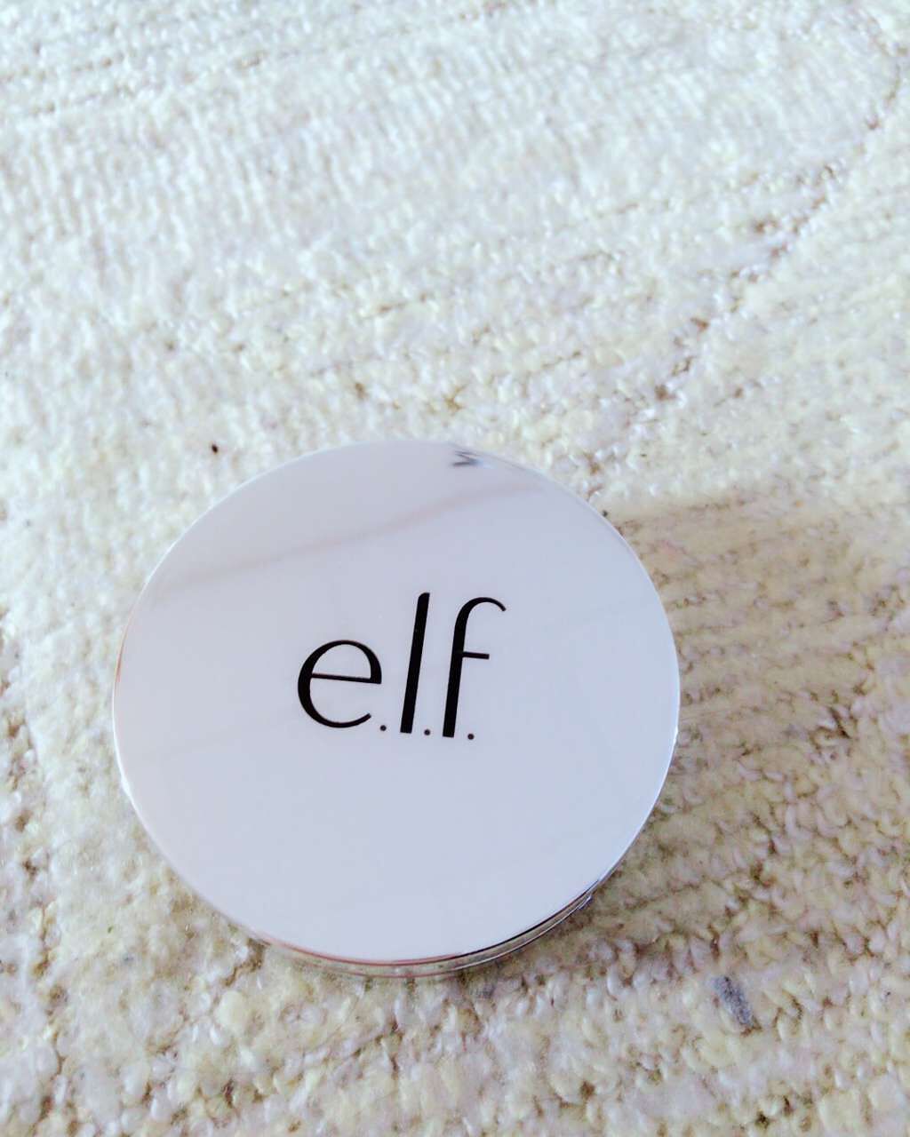 ビューティーベアシアーティント フィニッシング パウダー/e.l.f. Cosmetics/プレストパウダーを使ったクチコミ（2枚目）
