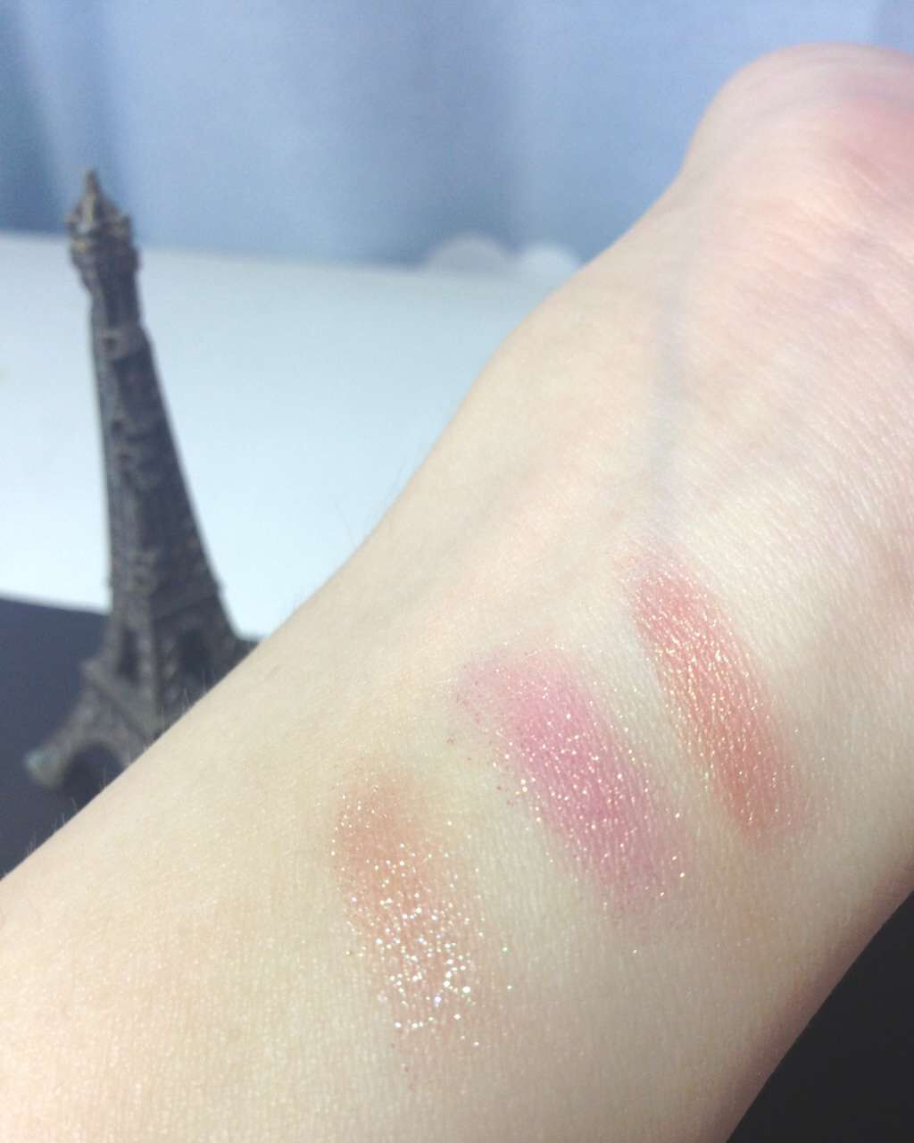 ルックアット マイアイジュエル/ETUDE/単色アイシャドウを使ったクチコミ(2枚目)