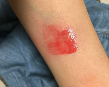 クリーム・デ・チーク/MAJOLICA MAJORCA/ジェル・クリームチークを使ったクチコミ(2枚目)