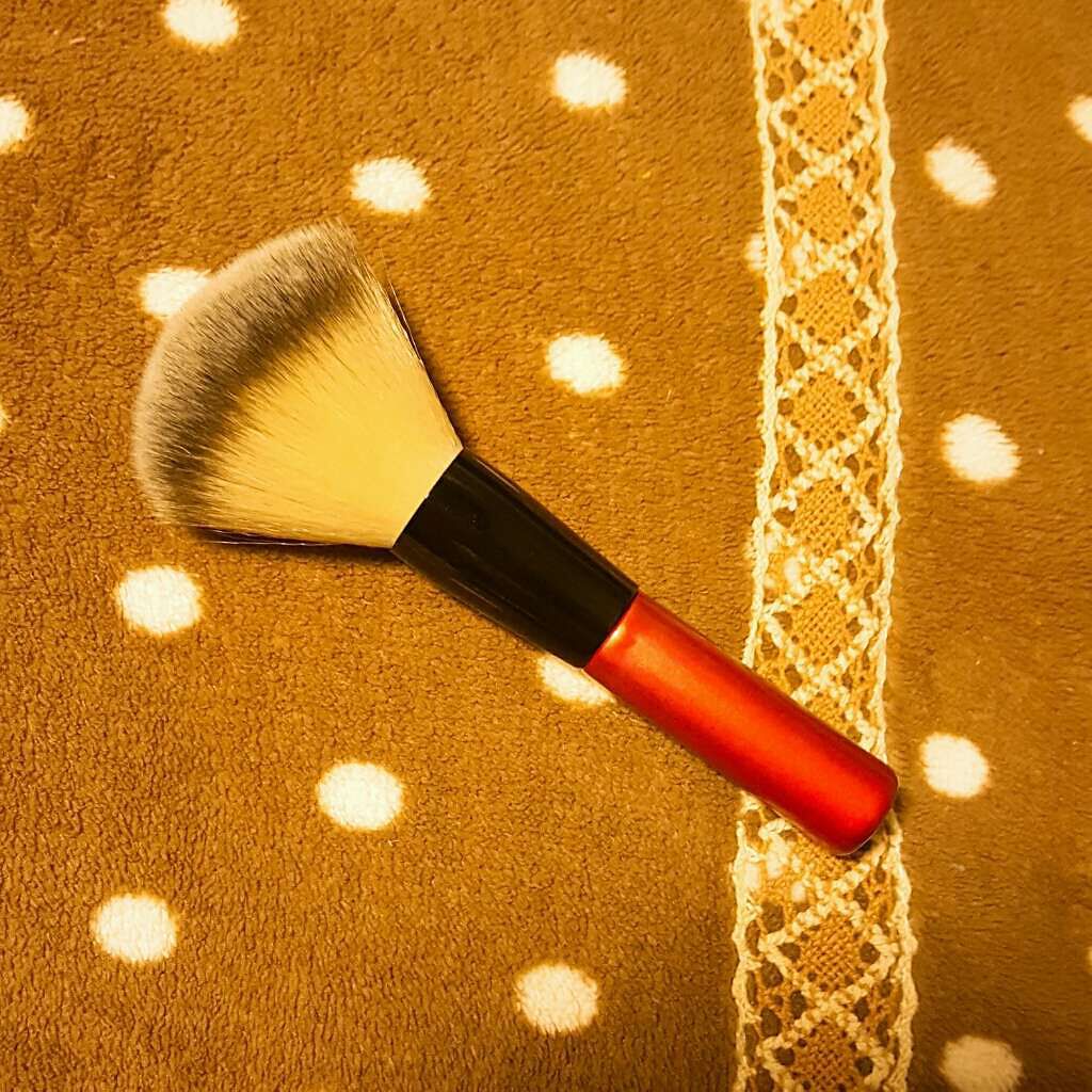 春姫 ファンデーションブラシ/DAISO/メイクブラシを使ったクチコミ(1枚目)