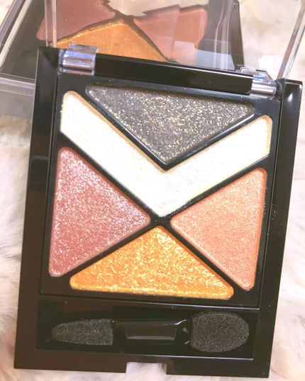 ハイパーダイヤモンド シャドウ/MAYBELLINE NEW YORK/アイシャドウパレットを使ったクチコミ(2枚目)