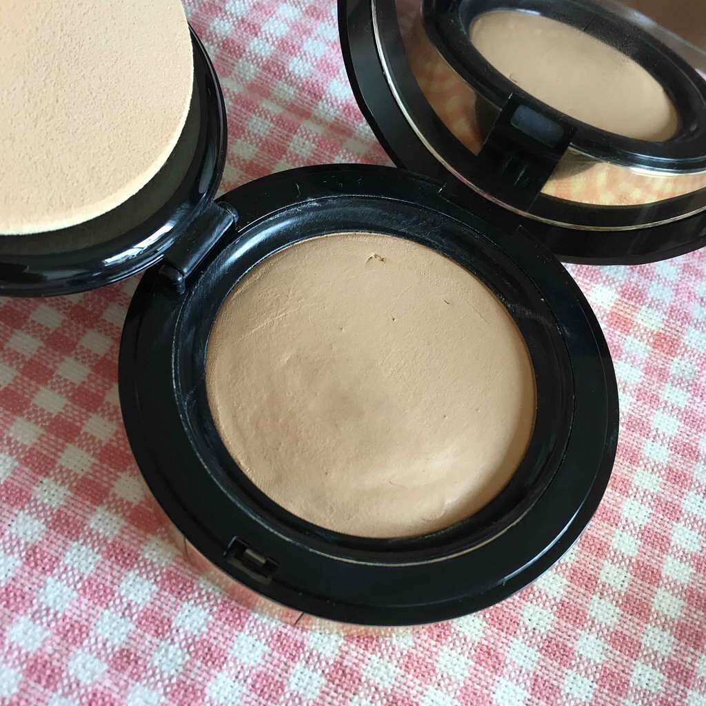 試してみた】アンクル ド ポー コンパクト YVES SAINT LAURENT BEAUTE