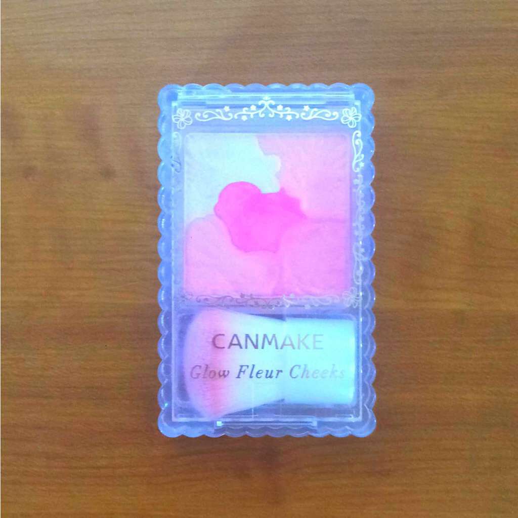 グロウフルールチークス/キャンメイク/パウダーチークを使ったクチコミ(1枚目)