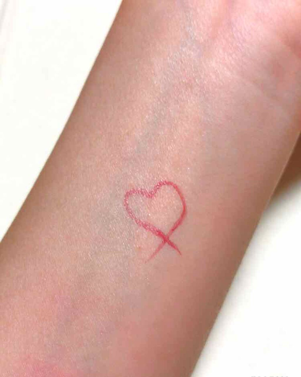 モテライナー リキッド/UZU BY FLOWFUSHI/リキッドアイライナーを使ったクチコミ(2枚目)