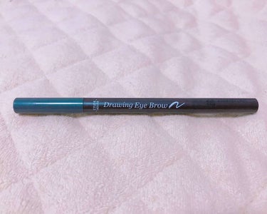 ETUDE HOUSEのDrawing Eye Browの4番ダークグレーです。👁

私は黒髪で眉毛の色もそれと合わせたかったのですが、ブラウンのアイブロウペンシルばかりでなかなかいいなと思う色がないな