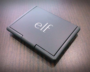 elf コンタリングブラッシュ＆ブロンジングパウダーフィジーマット/e.l.f. Cosmetics/プレストパウダーを使ったクチコミ（1枚目）