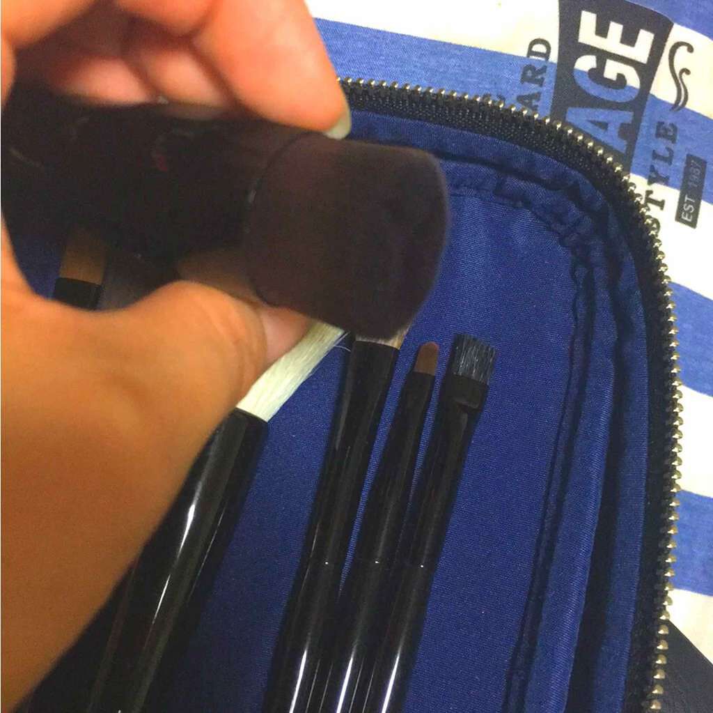 ファンデーションブラシ Y/YVES SAINT LAURENT BEAUTE/メイクブラシを使ったクチコミ(2枚目)