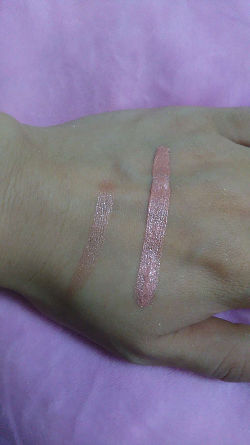 スパークリングアイグロス/スウィーツ スウィーツ/リキッドアイシャドウを使ったクチコミ(2枚目)