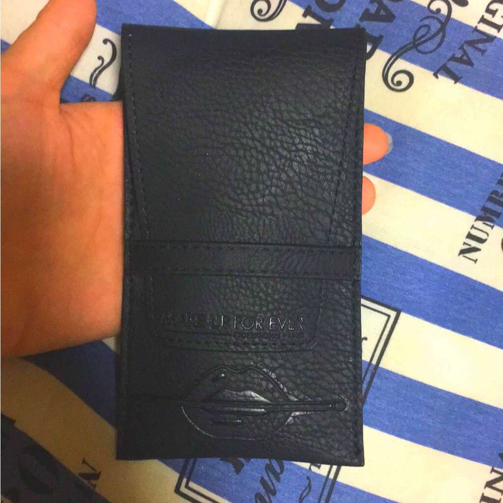 MAKE UP FOR EVER ブラシセットのクチコミ「メイクアップフォーエバーのメイクブラシです

こちらは！ミニメイクブラシ！っていったかんじのも.....」（2枚目）