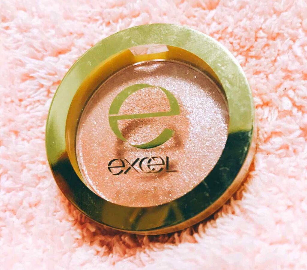 シャイニーシャドウ N/excel/単色アイシャドウを使ったクチコミ(1枚目)