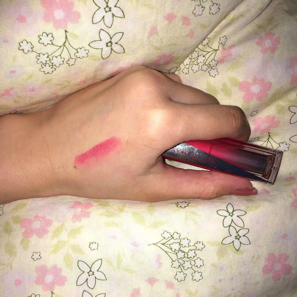 リップ フラッシュ ビッテン ストロボ/MAYBELLINE NEW YORK/口紅を使ったクチコミ（2枚目）