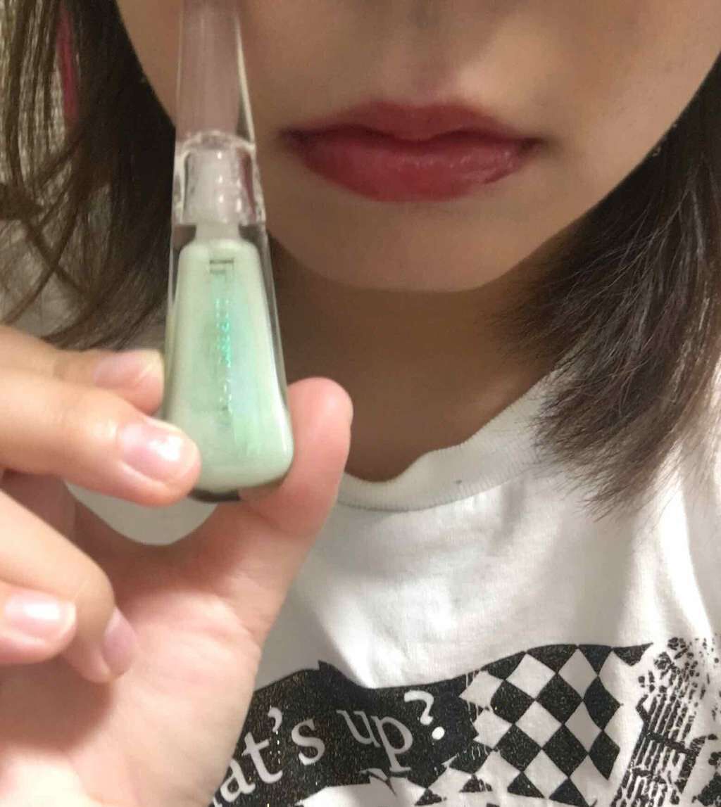 38°C / 99°F リップトリートメント (リップ美容液)/UZU BY FLOWFUSHI/リップケアを使ったクチコミ(2枚目)