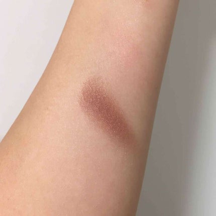 エクストラ ディメンション アイシャドウ アマラス アロイ/M・A・C/単色アイシャドウを使ったクチコミ(3枚目)