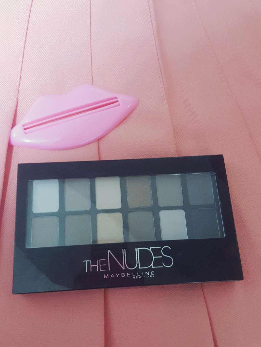ヌードパレット/MAYBELLINE NEW YORK/アイシャドウパレットを使ったクチコミ（1枚目）