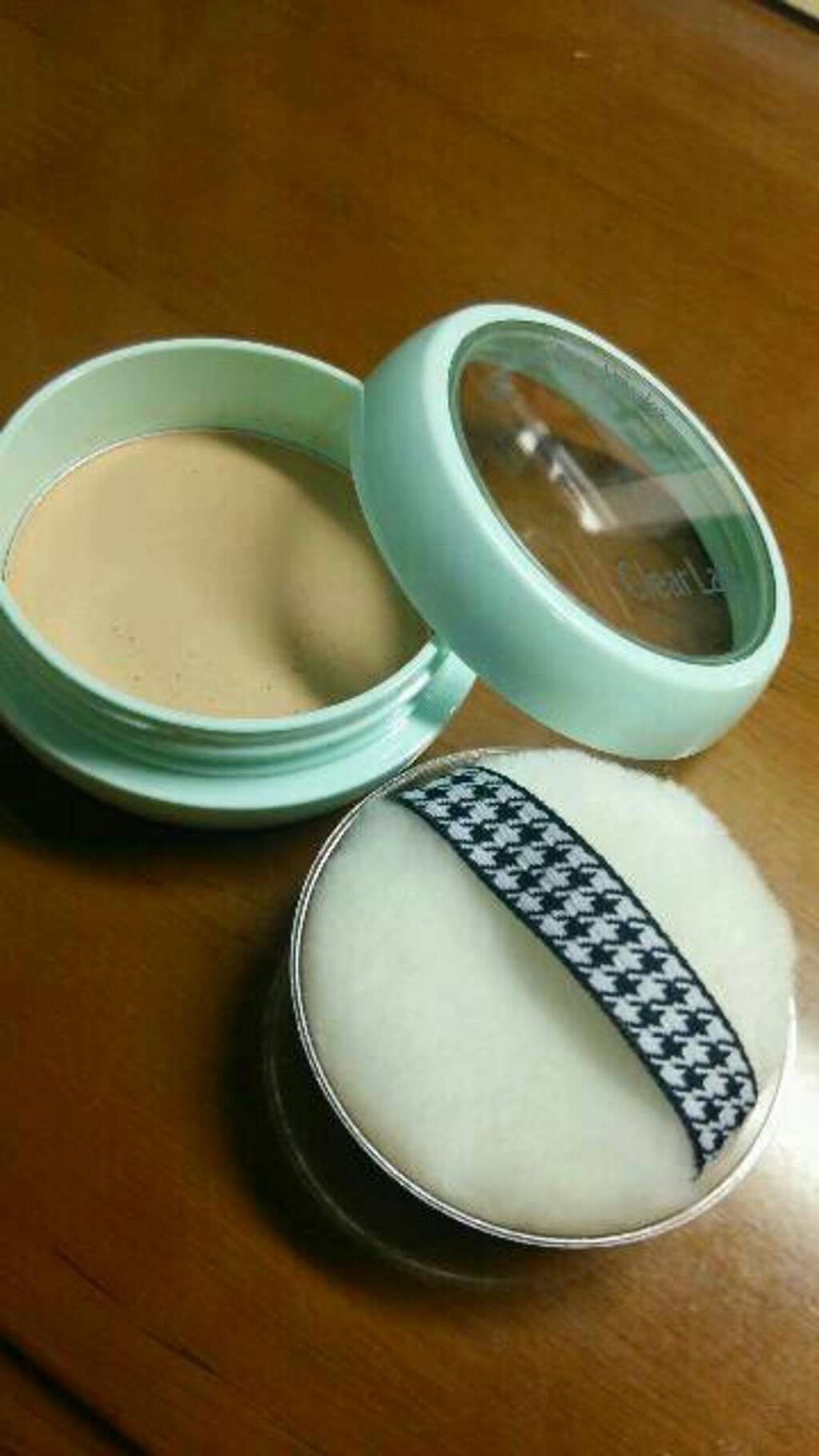 フェイスパウダー 薬用オークル/クリアラスト/プレストパウダーを使ったクチコミ(1枚目)