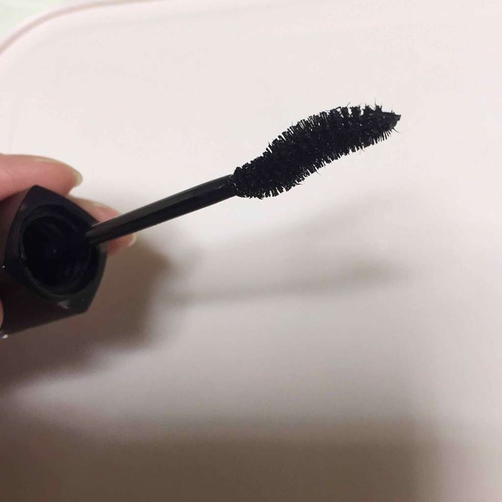 ラッシュニスタ オイリシャス/MAYBELLINE NEW YORK/マスカラを使ったクチコミ(2枚目)