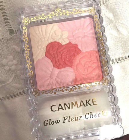 グロウフルールチークス/キャンメイク/パウダーチークを使ったクチコミ(1枚目)