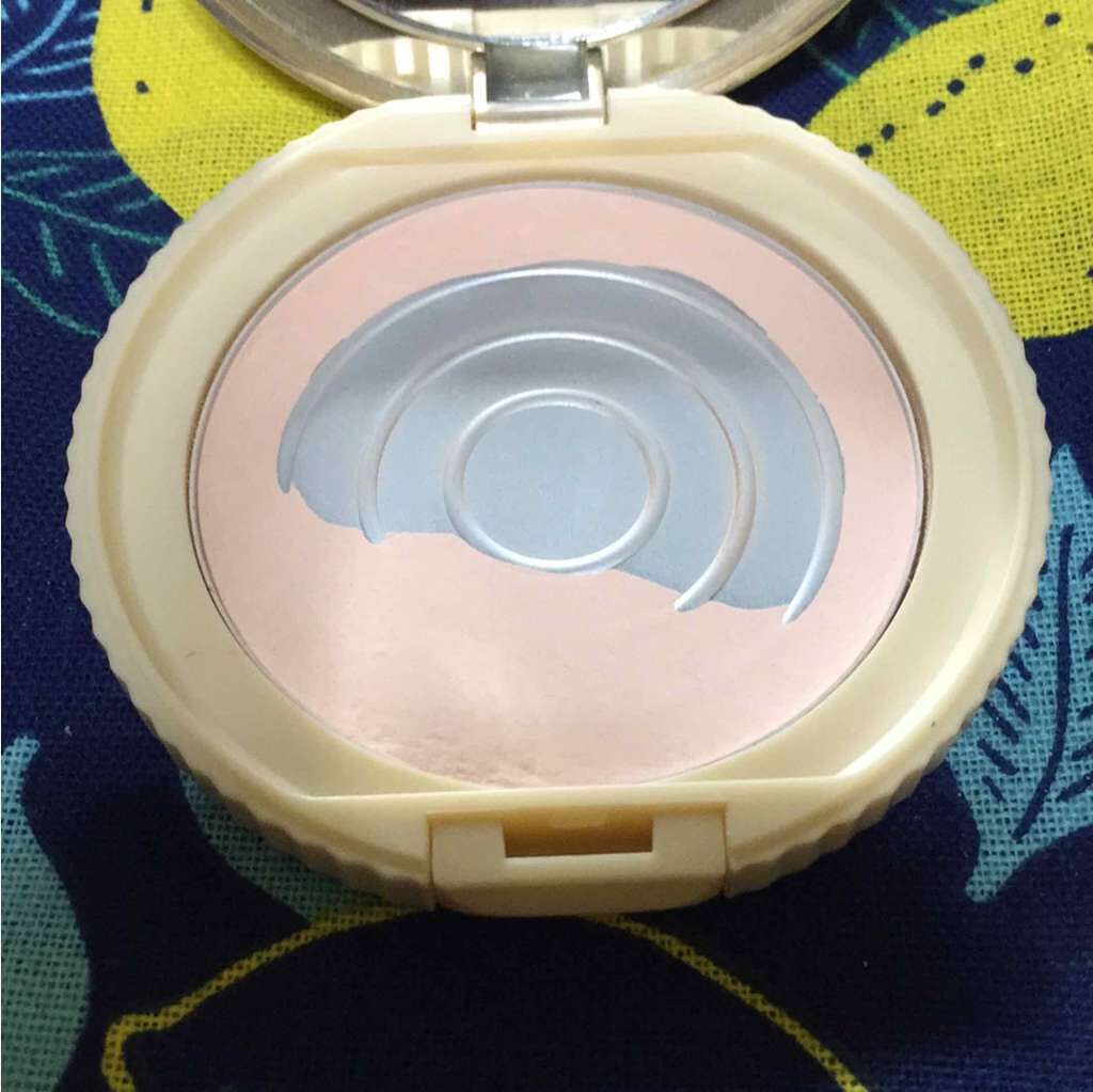 【旧品】マシュマロフィニッシュパウダー/キャンメイク/プレストパウダーを使ったクチコミ(2枚目)