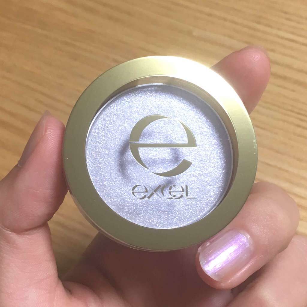 シャイニーシャドウ N/excel/単色アイシャドウを使ったクチコミ(1枚目)