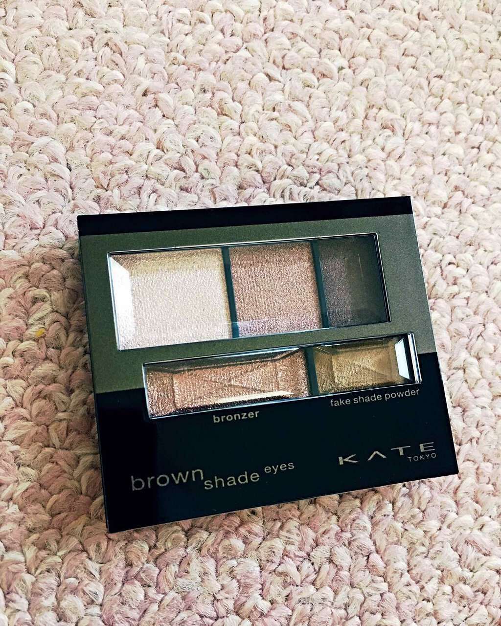 ブラウンシェードアイズN/KATE/アイシャドウパレットを使ったクチコミ(1枚目)