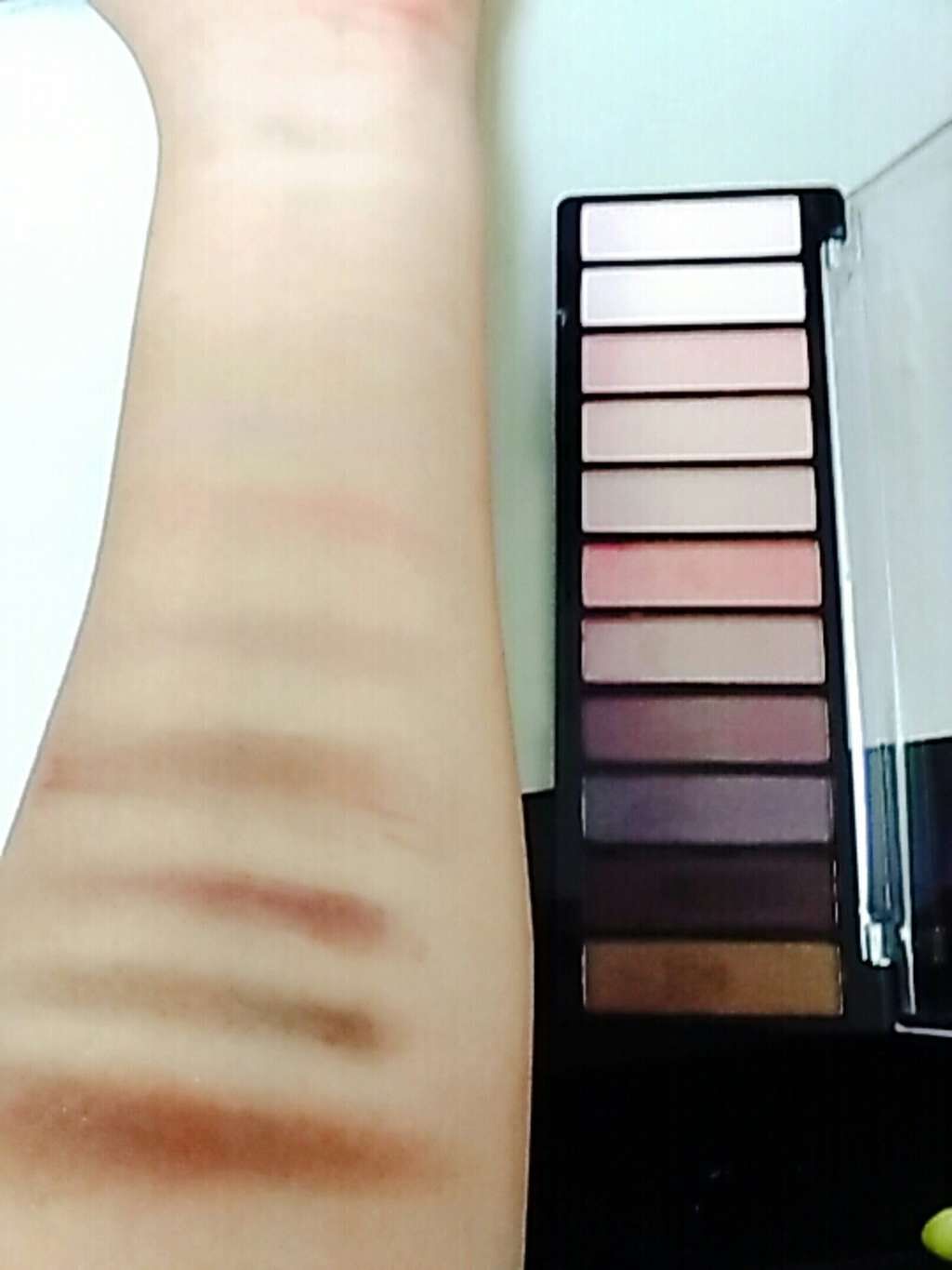 アイシャドウパレット/しまむら/アイシャドウパレットを使ったクチコミ（2枚目）