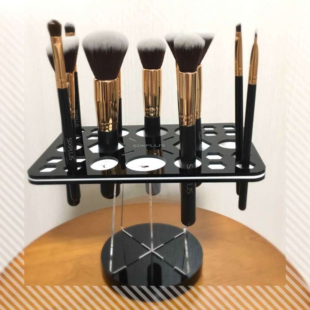 貴族のゴールド メイクブラシ11本セット 化粧ポーチ付き/SIXPLUS/メイクブラシを使ったクチコミ(1枚目)