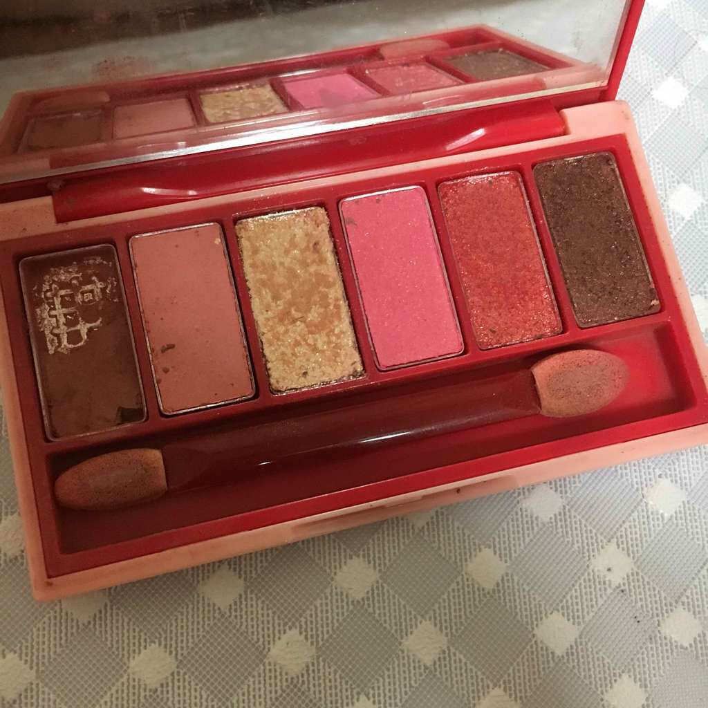 ベリーデリシャス ファンタスティック カラーアイズ/ETUDE/アイシャドウパレットを使ったクチコミ(2枚目)