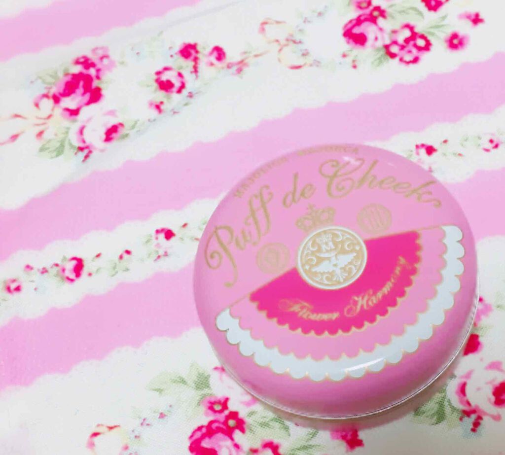 パフ・デ・チーク(フラワーハーモニー)/MAJOLICA MAJORCA/パウダーチークを使ったクチコミ(1枚目)