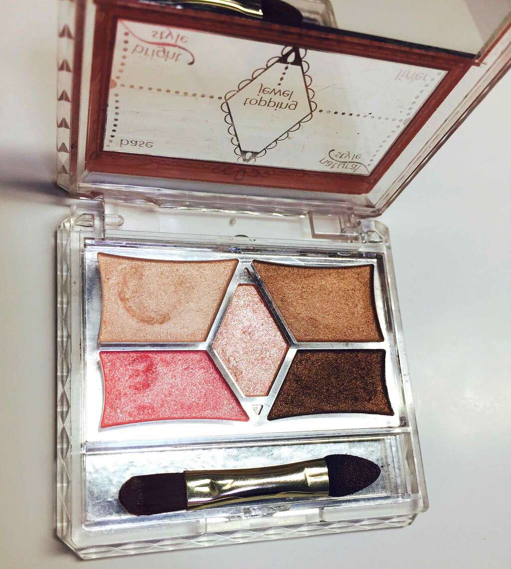 【旧品】パーフェクトスタイリストアイズ/キャンメイク/アイシャドウパレットを使ったクチコミ(2枚目)