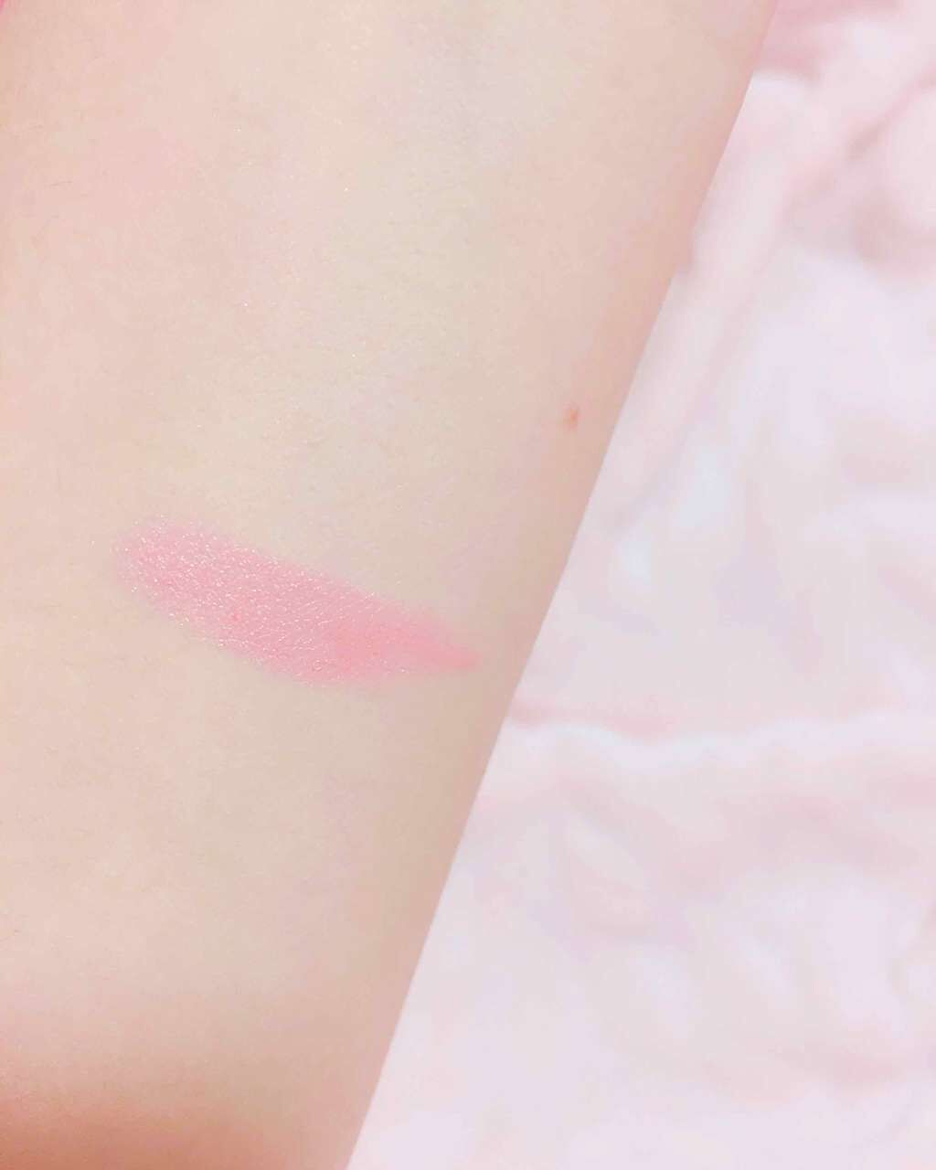 ウォーター シャイニー ミルキー/MAYBELLINE NEW YORK/口紅を使ったクチコミ(3枚目)