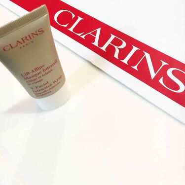 【画像付きクチコミ】#clarins#トータルＶラップ　75g/7,295円(15ml/約1,459円相当)いらない水分の排出を促しすっきりむくみのないフェイスラインに整えてくれます。化粧水の後にこちらを塗って10分置いて流すだけで顔周りがほっそりするだ...