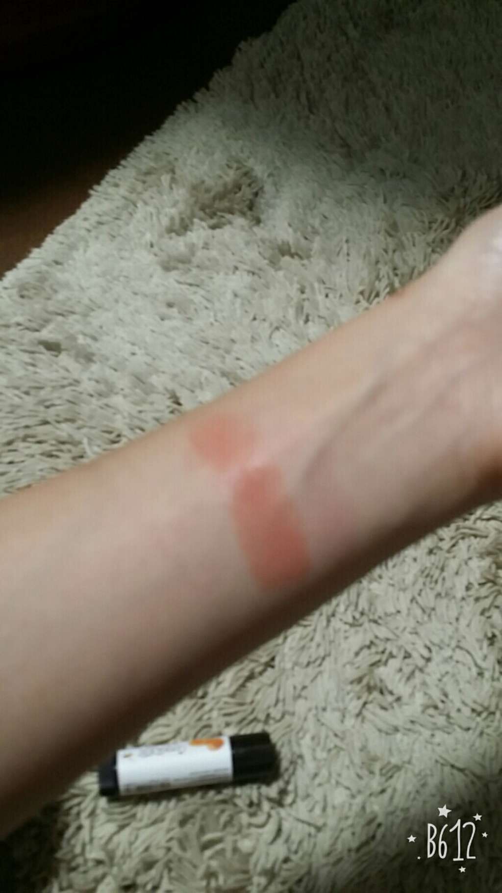 ワンダーハニー 色づくジューシー蜜リップ/VECUA Honey/リップクリームを使ったクチコミ(3枚目)