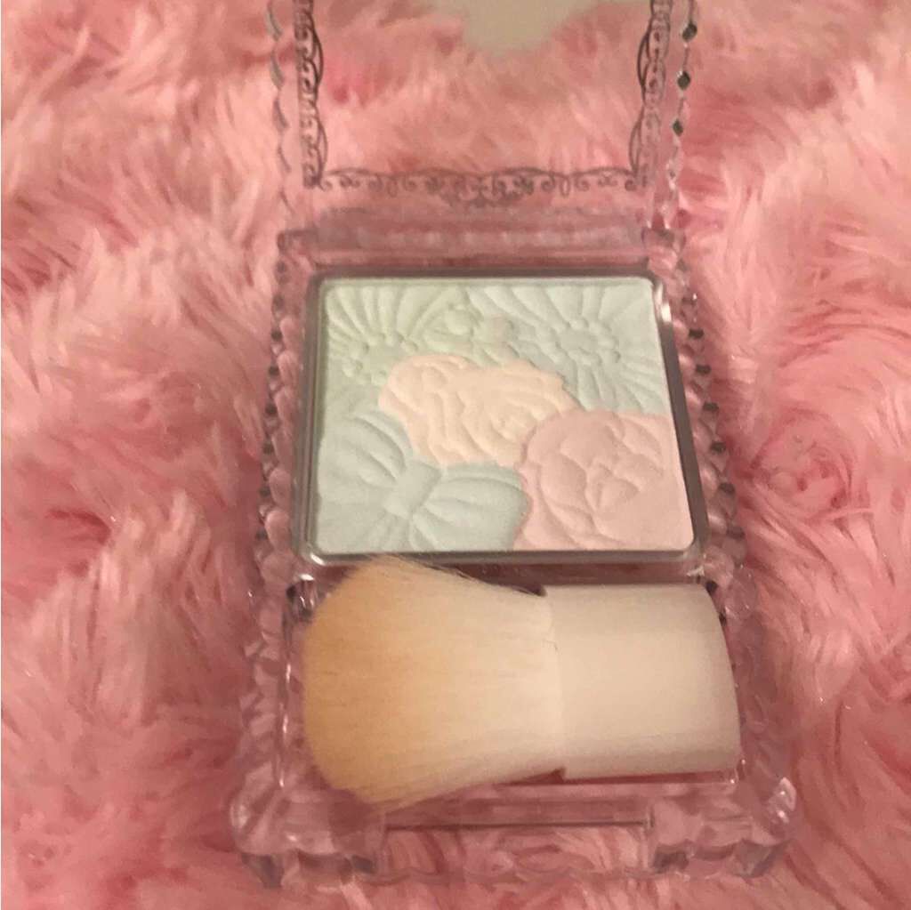 グロウフルールハイライター/キャンメイク/パウダーハイライトを使ったクチコミ（2枚目）