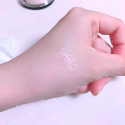 ベイクドハイライター/e.l.f. Cosmetics/パウダーハイライトを使ったクチコミ(2枚目)