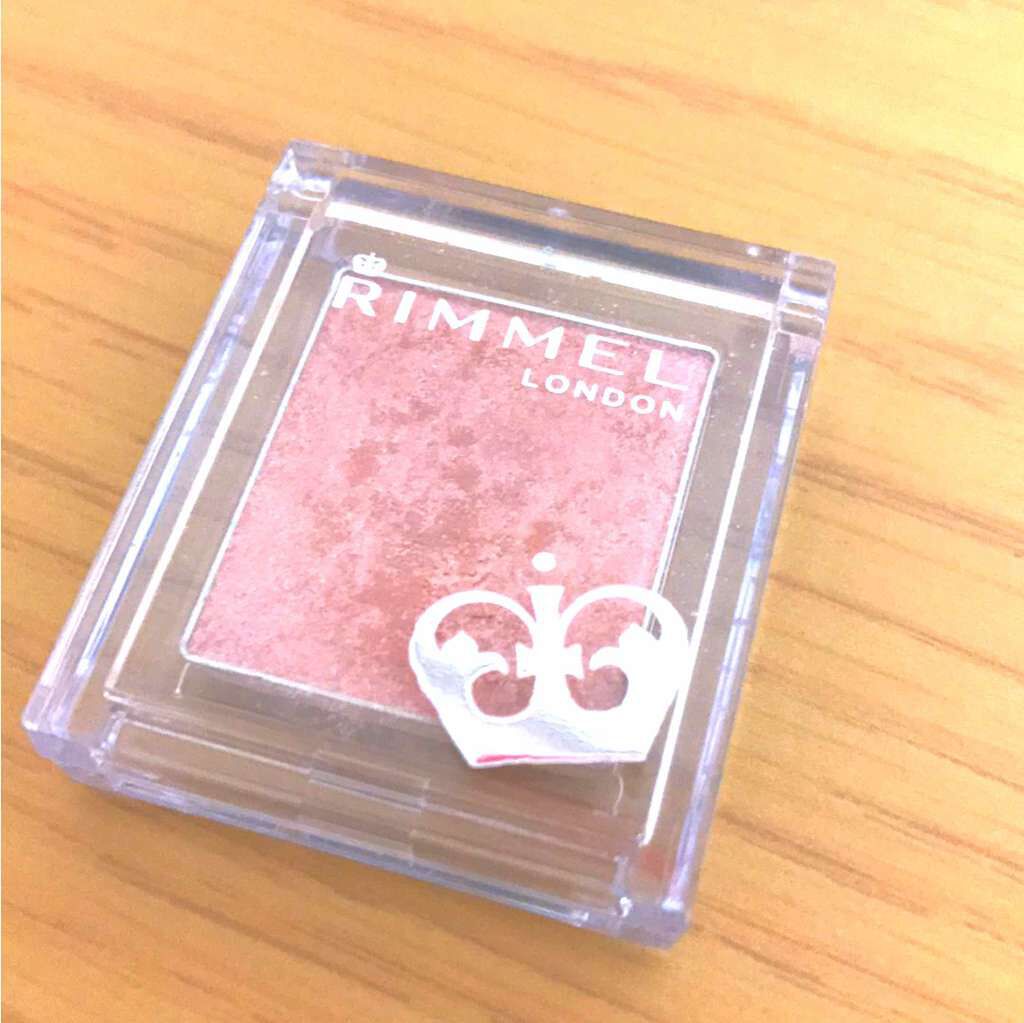 プリズム パウダーアイカラー/リンメル ロンドン/単色アイシャドウを使ったクチコミ（1枚目）