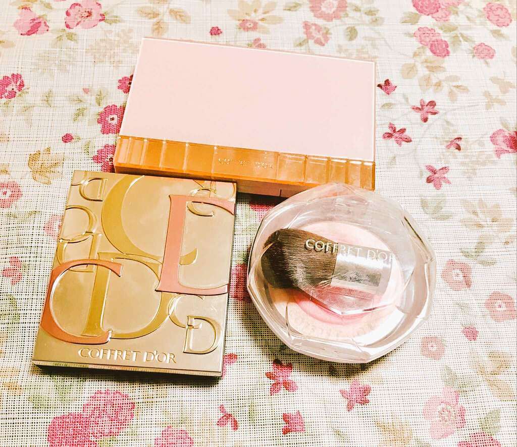 スマイルアップチークス/コフレドール/パウダーチークを使ったクチコミ(1枚目)