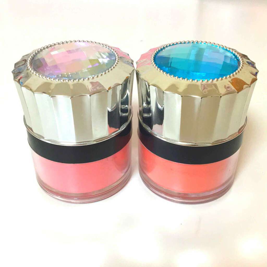 ハピネスパフ付きチーク/DAISO/パウダーチークを使ったクチコミ(1枚目)