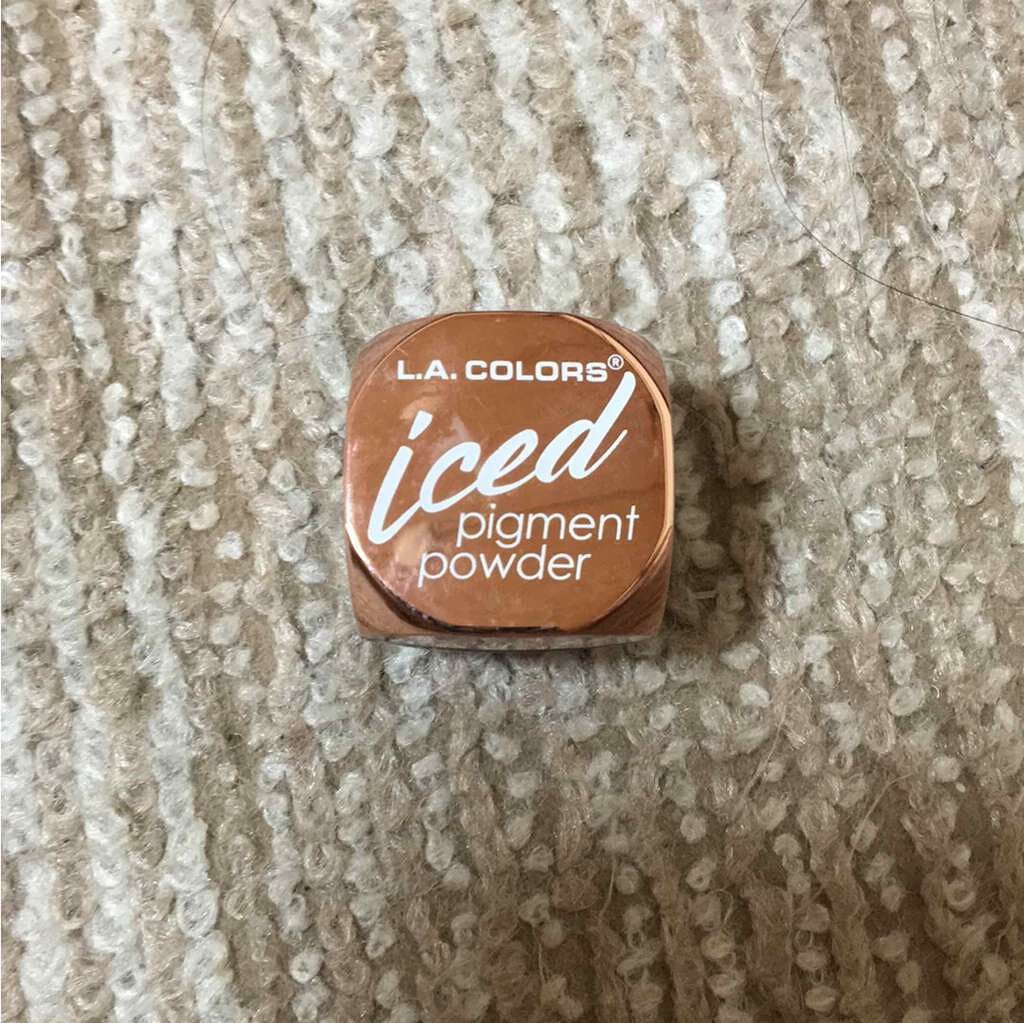 アイスピグメントパウダー/サンキューマート/単色アイシャドウを使ったクチコミ(1枚目)