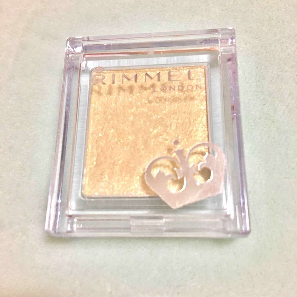 プリズム パウダーアイカラー/リンメル ロンドン/単色アイシャドウを使ったクチコミ(2枚目)