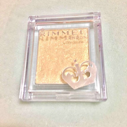 プリズム パウダーアイカラー/リンメル ロンドン/単色アイシャドウを使ったクチコミ(2枚目)