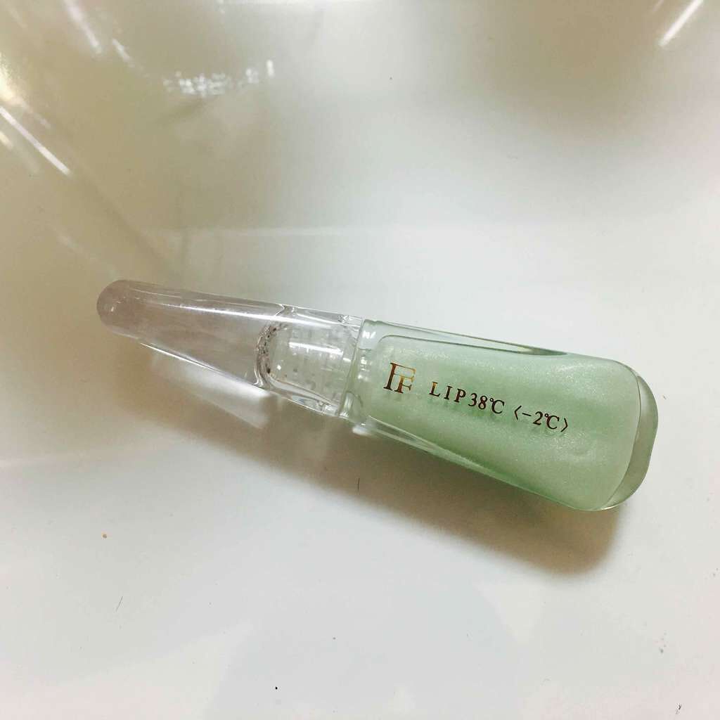 38°C / 99°F リップトリートメント (リップ美容液)/UZU BY FLOWFUSHI/リップケアを使ったクチコミ（1枚目）