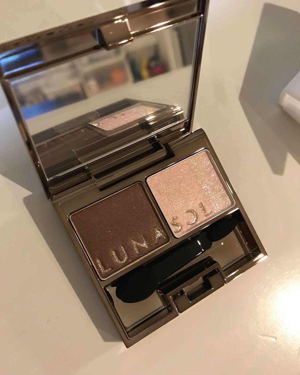 フェザリーニュアンスアイズ/LUNASOL/アイシャドウパレットを使ったクチコミ（1枚目）