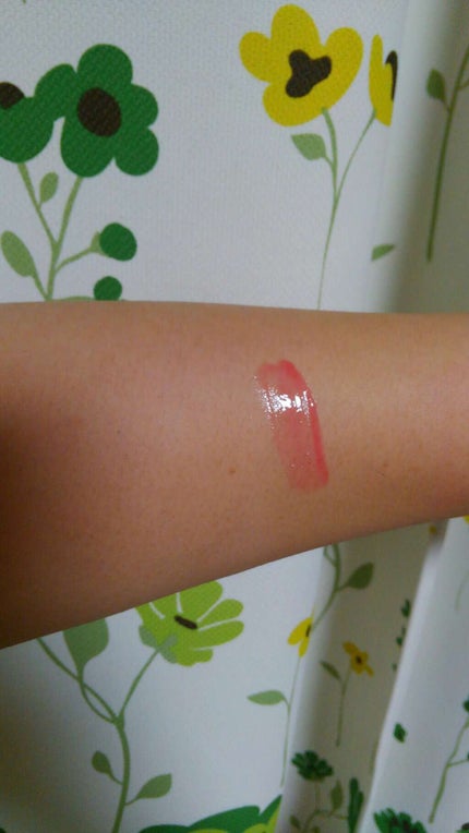 ユイルカレス/ロレアル パリ/リップグロスを使ったクチコミ(2枚目)