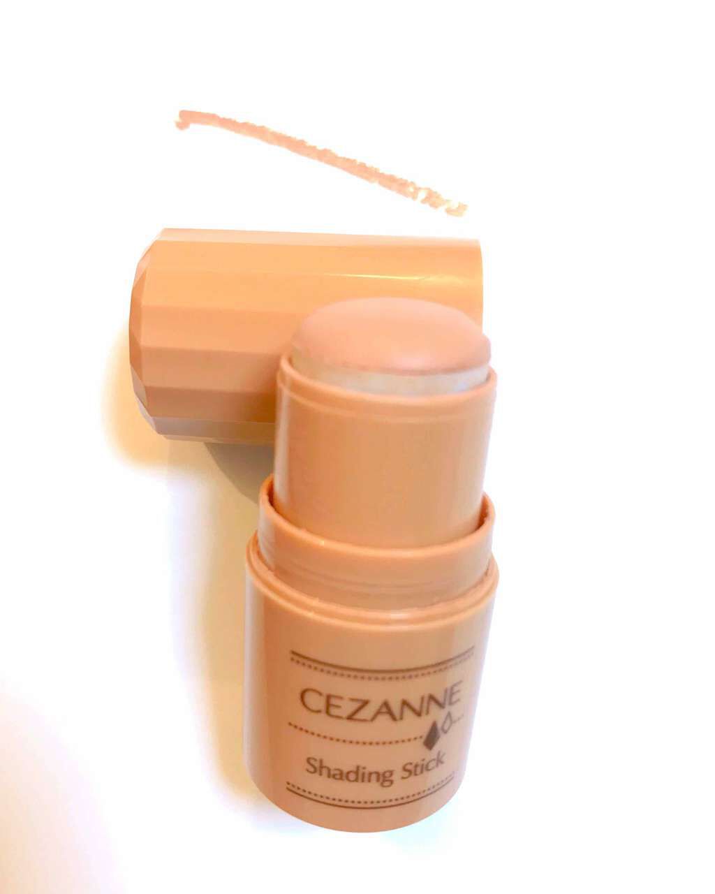 シェーディングスティック/CEZANNE/シェーディングを使ったクチコミ(1枚目)