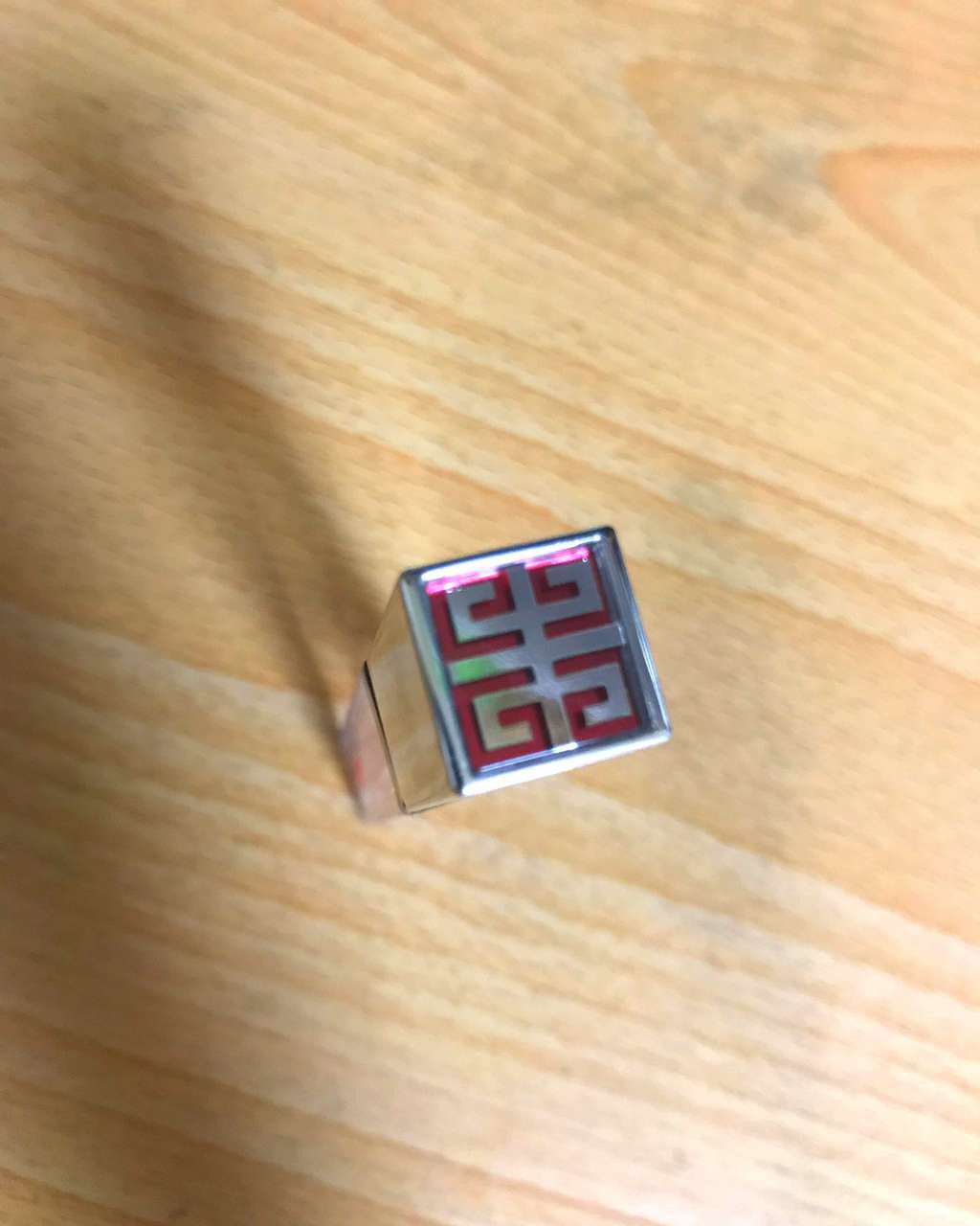 グロス・レヴェラトゥール/GIVENCHY/リップグロスを使ったクチコミ（2枚目）