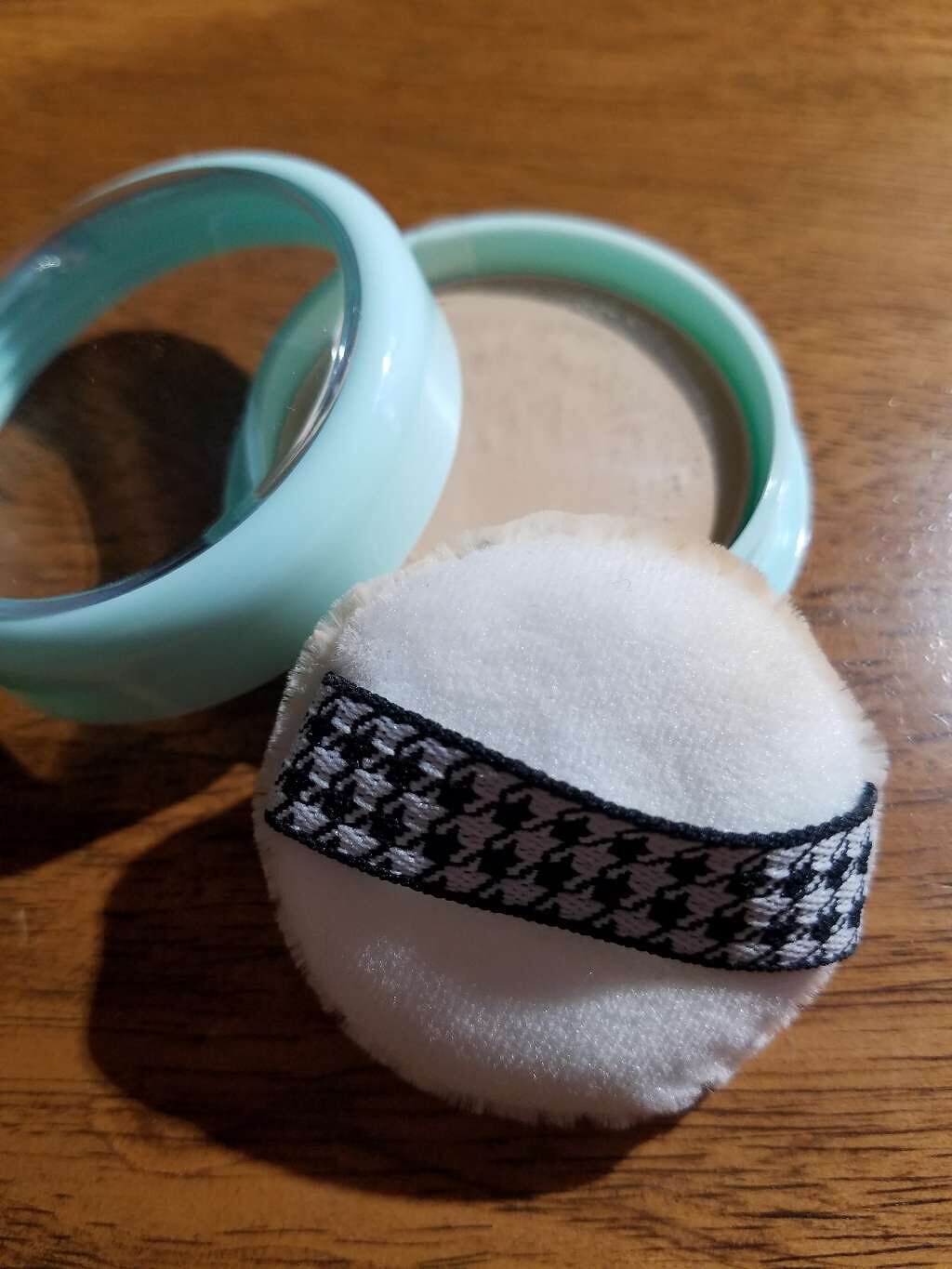 フェイスパウダー 薬用オークル/クリアラスト/プレストパウダーを使ったクチコミ(1枚目)