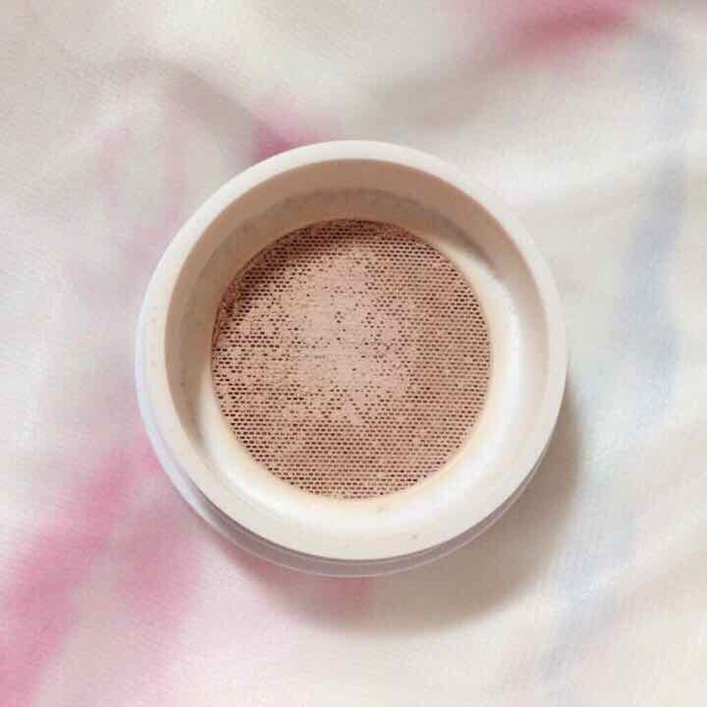 ミネラルシルクファンデーション（ケース・パフ付）/ヴァントルテ/パウダーファンデーションを使ったクチコミ（2枚目）