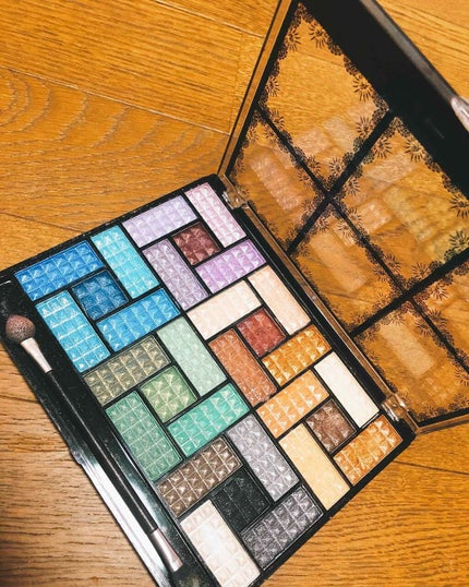30COLORSEYESHADOWPALETTE/Dolly Angel/アイシャドウパレットを使ったクチコミ(1枚目)