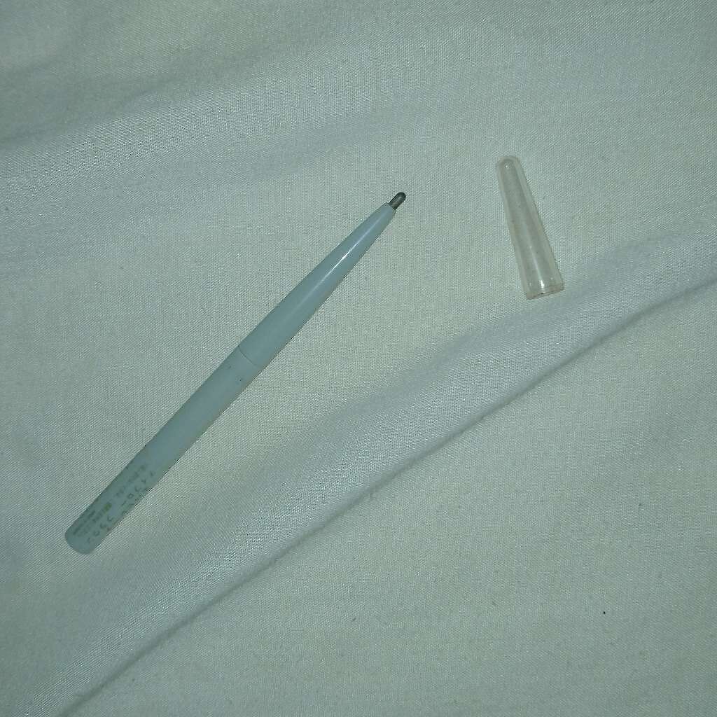 エバビレーナ アイブロー/DAISO/アイブロウペンシルを使ったクチコミ(2枚目)